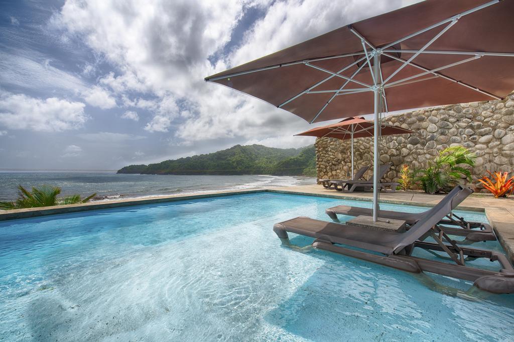 Pagua Bay House - Oceanfront Cabana'S Marigot المظهر الخارجي الصورة